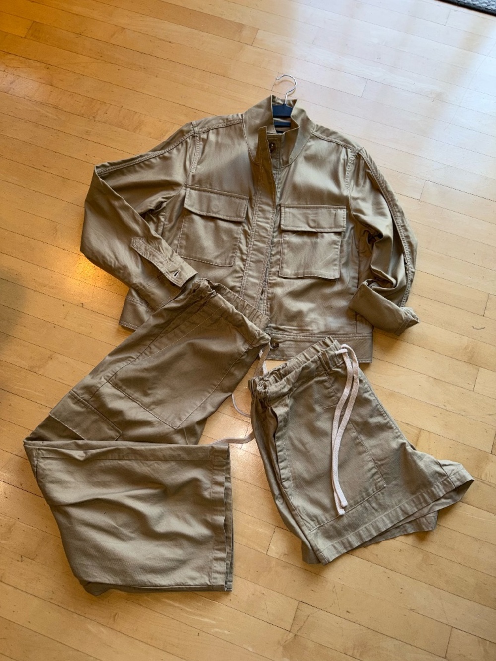Banana Republic twill utility cargo wide leg pants, M, GP1535 - Picture 5 of 6